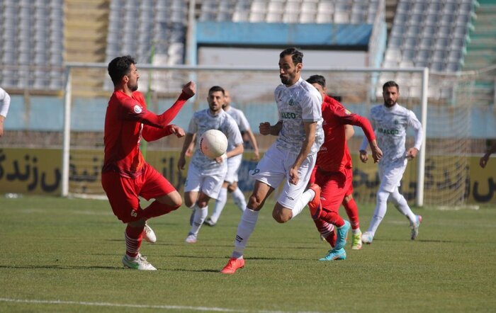 جدال تیمهای همسایه جدول در هفت هفتم لیگ برتر فوتبال