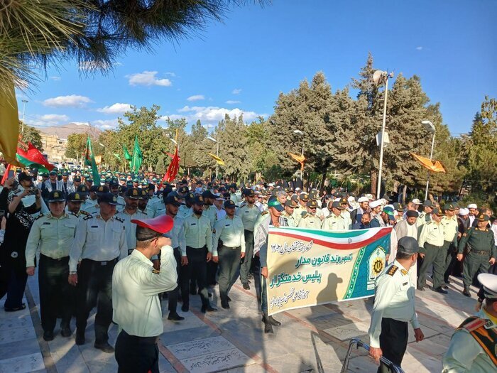 سبزپوشان فراجا با شهدای البرز تجدید میثاق کردند 