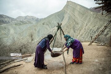 Les Iraniens célèbrent la Journée des villages et des nomades