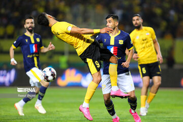 Sepahan defeats Sanat Naft Abadan  4-1 in IPL