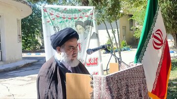 امام جمعه کنگاور خواستار وحدت بیشتر برای توسعه استان کرمانشاه شد