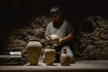 Iran : la poterie dans la province de Hamedân