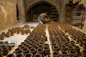 Iran : la poterie dans la province de Hamedân