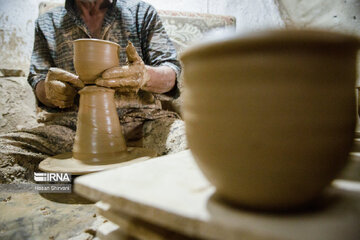 Iran : la poterie dans la province de Hamedân