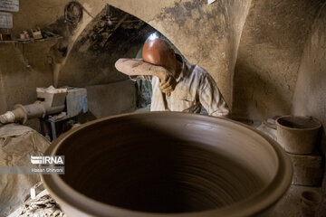 Iran : la poterie dans la province de Hamedân