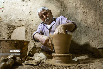 Iran : la poterie dans la province de Hamedân