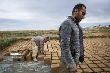 Iran : la poterie dans la province de Hamedân