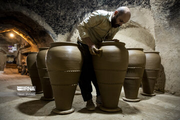 Iran : la poterie dans la province de Hamedân