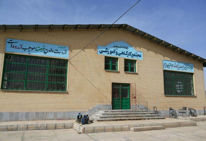 فرماندار: ۲۷ پروژه عمرانی و زیربنایی قاینات ۵۰ هزار میلیارد ریال بودجه نیاز دارد