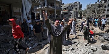 رژیم اسراییل به بهانه دفاع از خود در غزه مرتکب جنایت جنگی می‌شود
