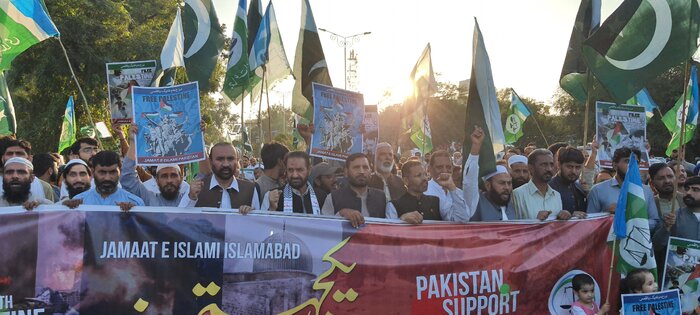 فریادهای «لبیک یا قدس» و «مرگ بر اسرائیل» در پایتخت پاکستان طنین انداز شد+عکس و فیلم