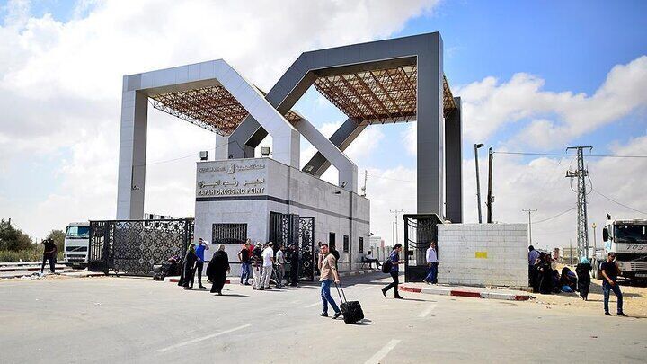 جهاد اسلامی: هدف از بمباران گذرگاه رفح، بحرانی تر کردن اوضاع غزه است