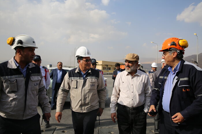 مدیرعامل هلدینگ خلیج فارس: انتظار است پتروشیمی لردگان به تولید ۱۰۰ درصدی برسد