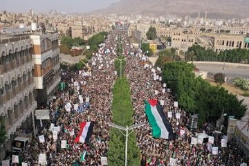 حمایت گسترده یمنی‌ها از ملت ‌و مقاومت فلسطین/ تجمع جوانان لبنانی در مرز با فلسطین + فیلم