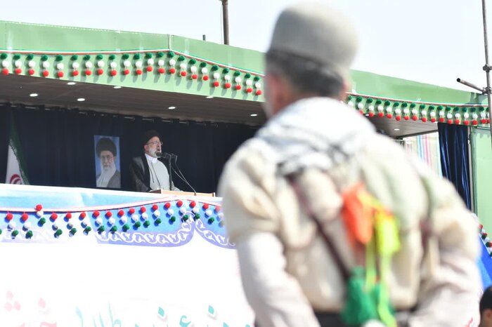 رییس جمهور: حضور مقتدرانه مردم در صحنه، موضوع جنگ را  از ادبیات مستکبران جهان حذف کرد