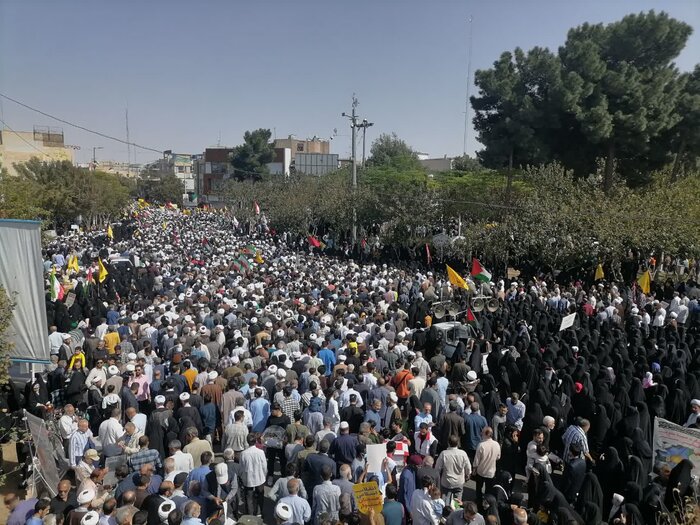 انزجار مردم قم از جنایات وحشیانه صهیونیستها