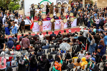 Grape and apple harvest festival in west Iran