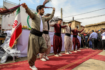 Grape and apple harvest festival in west Iran