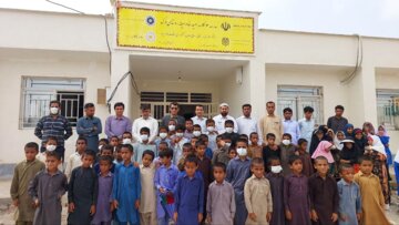 برقرسانی به ۱۰ مدرسه خیرساز شهرستان زرآباد