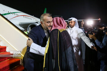Le chef de la diplomatie iranienne en visite au Qatar