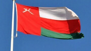 مواطن عماني لضباط بريطانيين: أرسلتم سفنا لدعم الاحتلال