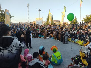 دولت سیزدهم نگاه ویژه به اجرای برنامه های فرهنگی و هنری در کردستان دارد