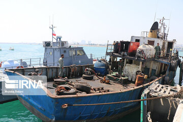 Les forces du CGRI saisissent un pétrolier transportant du carburant de contrebande dans le golfe Persique