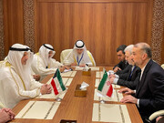 Emir Abdullahiyan Kuveyt Dışişleri Bakanı ile görüştü