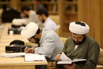 خسروپناه: تولید فقه حکمرانی، انتظار جامعه از حوزه‌های علمیه است