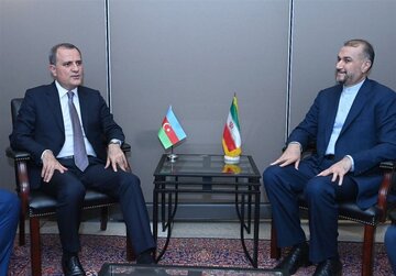  وزرای امور خارجه ایران و آذربایجان دیدار کردند 