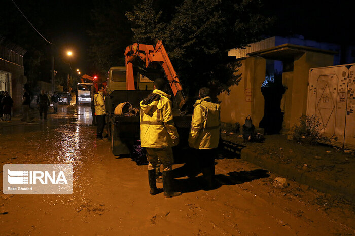 سیل در بجنورد؛ آبگرفتگی ۴۸ منزل مسکونی و نجات ۴۶ دانش آموز