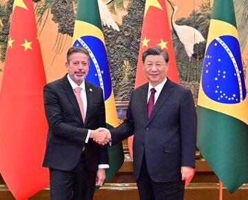 رئیس جمهوری چین: علاقمند به توسعه همکاری راهبردی با برزیل هستیم