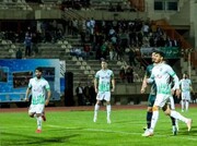 تیم فوتبال خیبر خرم‌آباد با پنج بُرد متوالی، صدرنشین لیگ یک شد