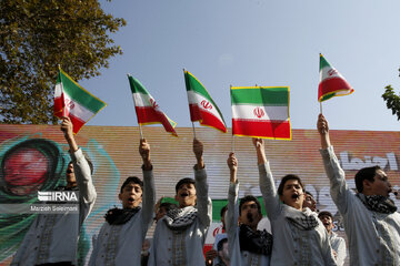 Mothers, children in support of Gaza