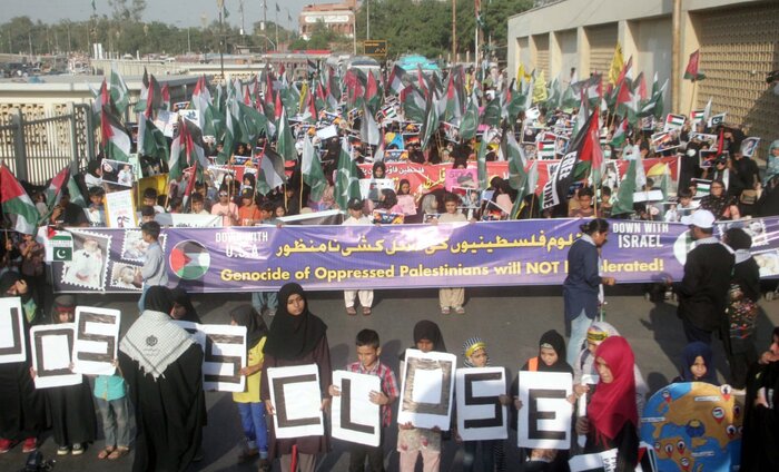 اجتماع زنان پاکستانی در دفاع از نبرد فلسطینی‌ها علیه اسرائیل برگزار شد