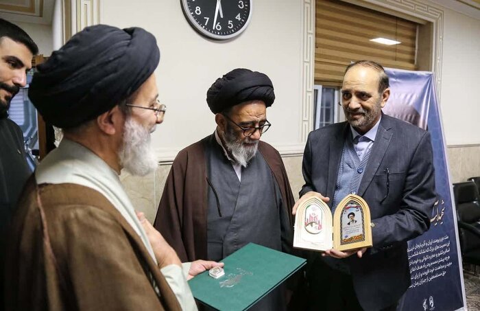 امام جمعه تبریز: آیت الله قاضی طباطبایی از ارزش بالایی بین مردم برخوردار بود