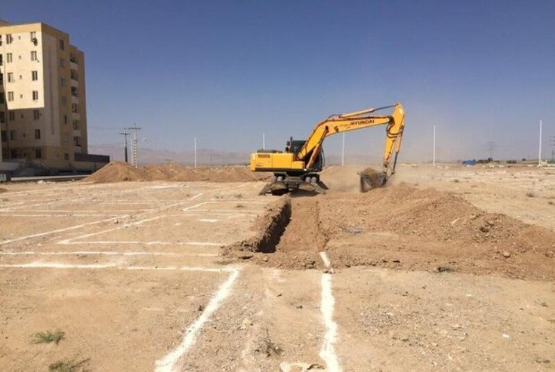 وزیر راه و شهرسازی در کردستان: ۵۱ هزار هکتار زمین برای نهضت ملی مسکن تامین شده است