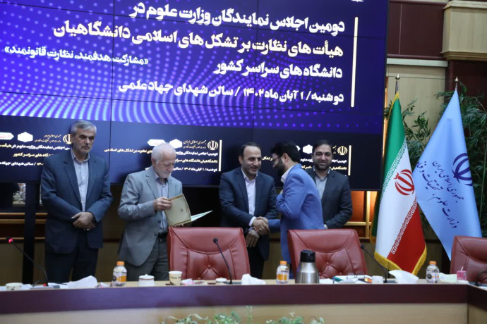 تشکلهای دانشجویی برای انتخابات برنامه داشته باشند