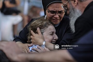 Gaza : Funérailles des victimes de la frappe israélienne contre l’église Saint Porphyrius