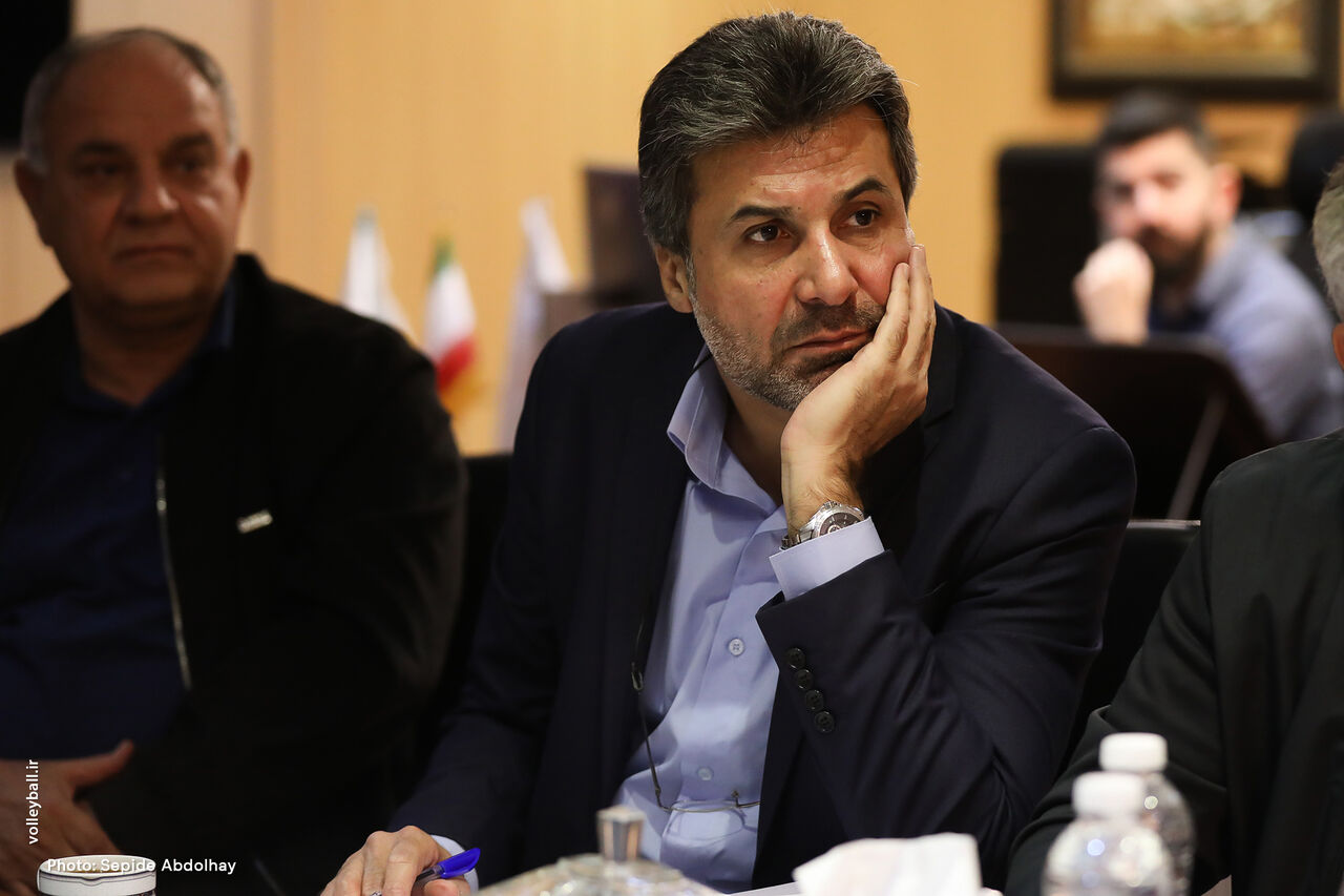افشاردوست: رئیس سازمان برنامه به دنبال حل مشکل بودجه وزارت ورزش است