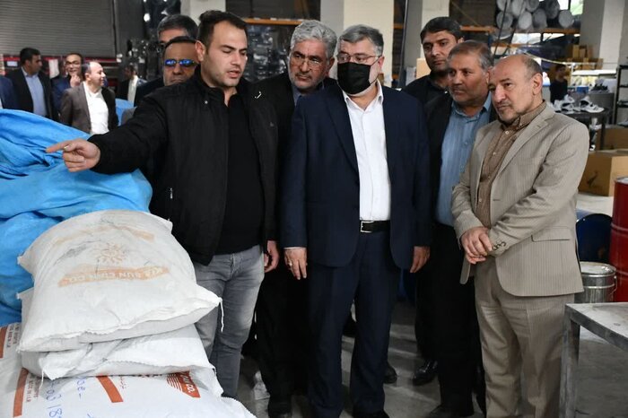 استاندار آذربایجانغربی در جمع مردم روستای سیلزده سوریک ماکو حضور یافت