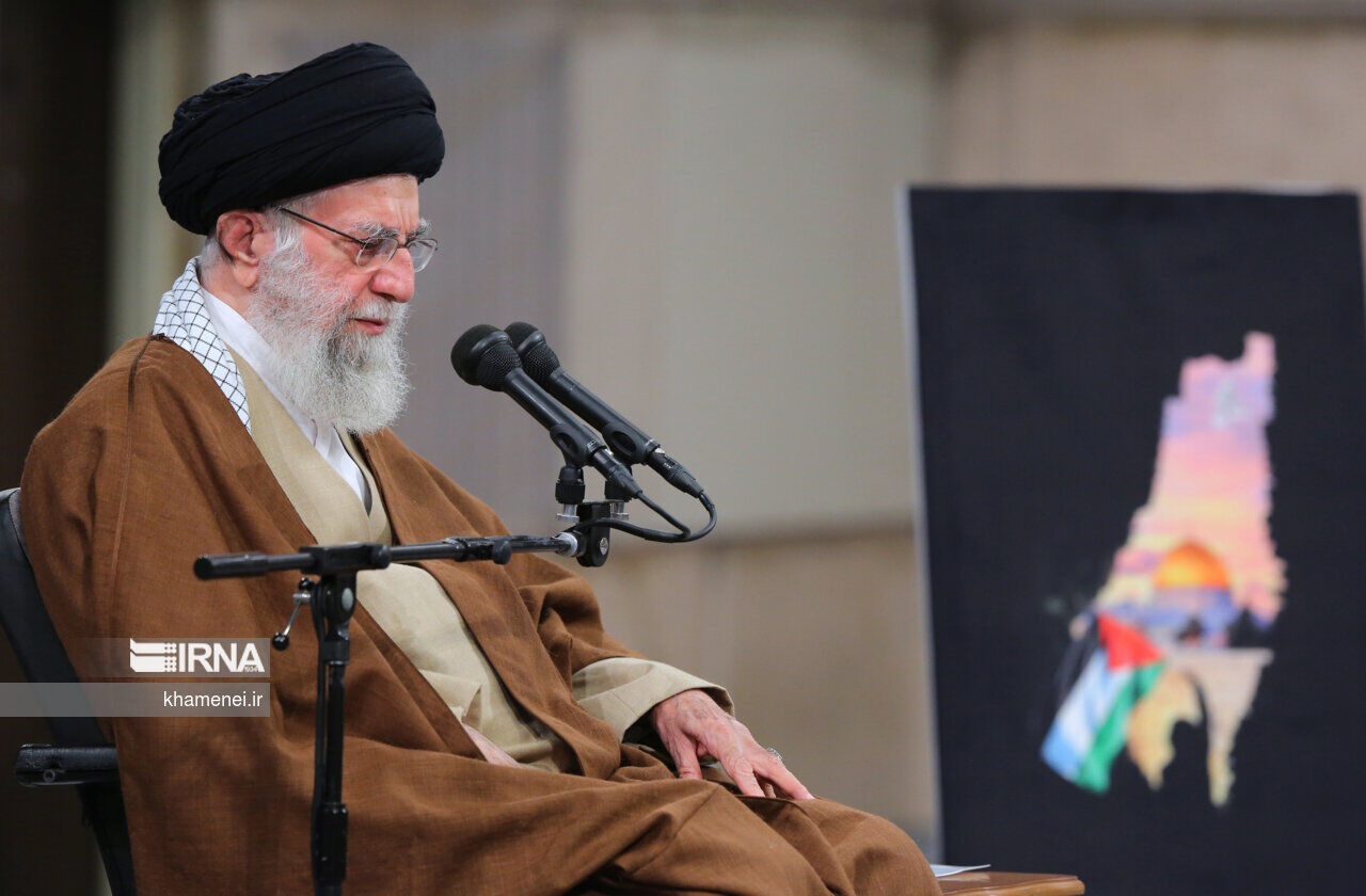 Imam Khamenei : la Palestine sera certainement victorieuse