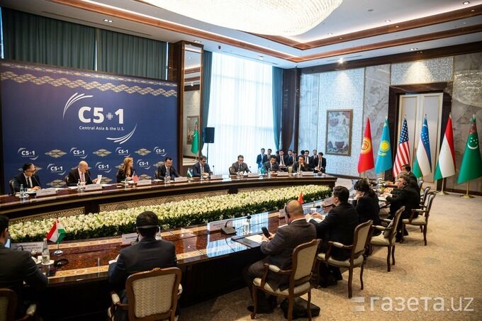 اولین نشست وزیران اقتصادی کشورهای آسیای میانه و آمریکا در سمرقند