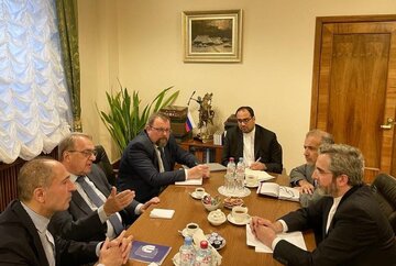 رایزنی معاون وزیر خارجه در مسکو برای توقف جنایات اسرائیل 