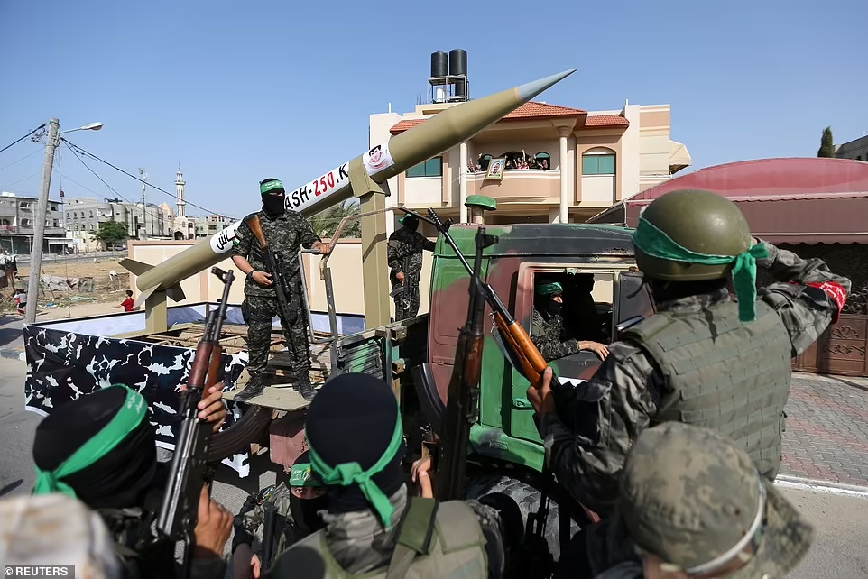 توانمندی‌های نظامی حماس و حزب الله به روایت دیلی میل