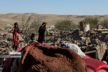 L'Iran envoie 11 camions d'aide humanitaire aux victimes du tremblement de terre en Afghanistan