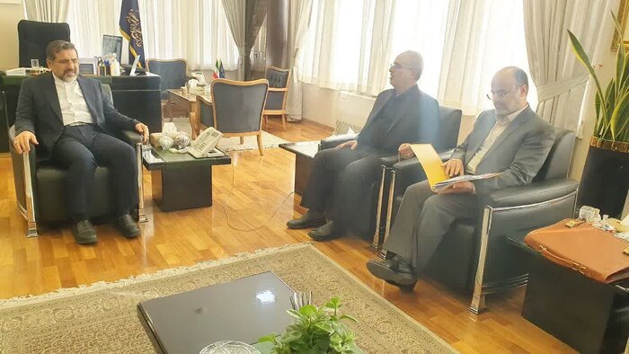 وزیر فرهنگ با تجهیز تالار هنر کرمان موافقت کرد