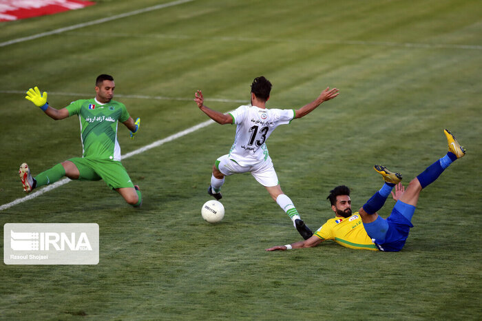 نبرد فوتبالی دریای بابل در بیم و امید هواداران