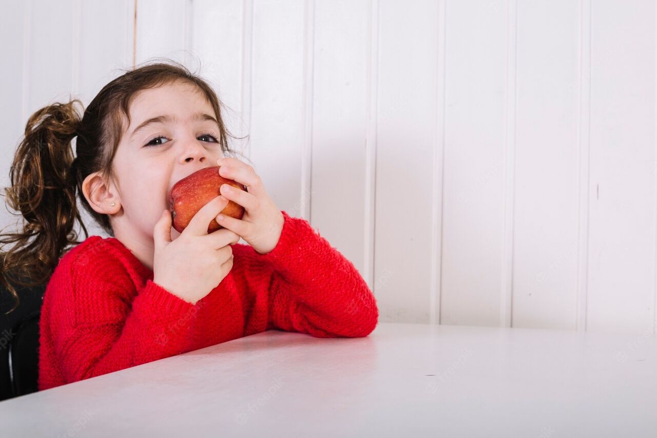 ۳ خاصیت سیب برای کودکان