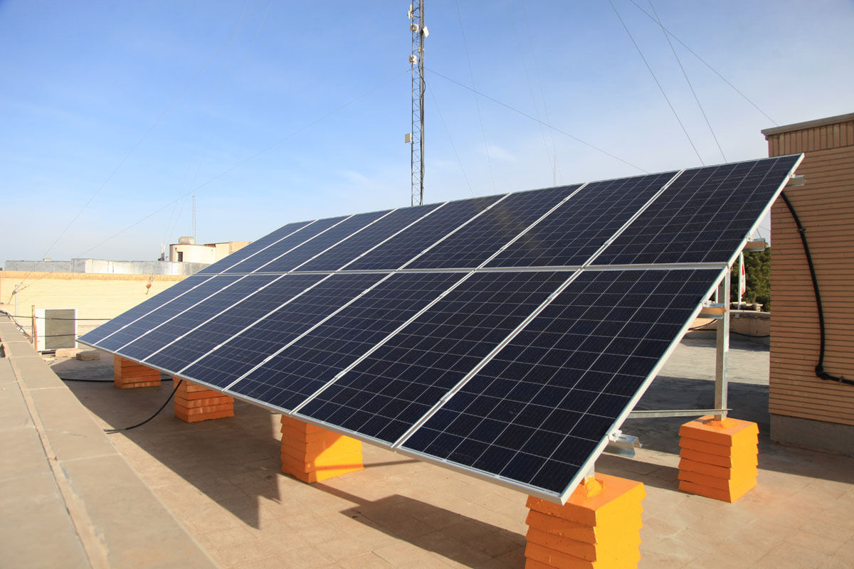 ساخت ۷۰۰ مگاوات تولید برق خورشیدی در استان بوشهر هدف گذاری شد